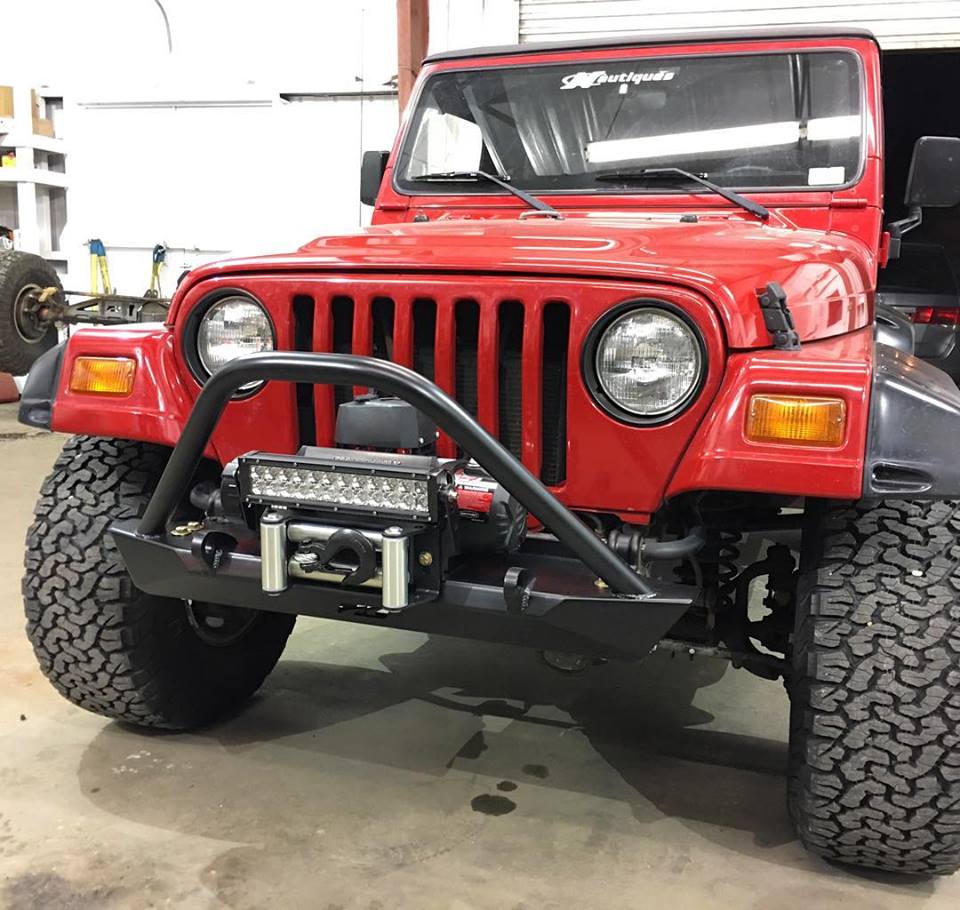Jeep YJ / TJ / LJ Mid-Width Front Bumper W/Stinger Bare Steel Motobilt